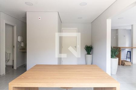 Apartamento para alugar com 29m², 1 quarto e sem vagaÁrea comum - Salão de festas