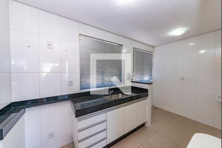 Apartamento para alugar com 60m², 2 quartos e 1 vaga Apartamento para alugar com 60m², 2 quartos e 1 vagaCozinha