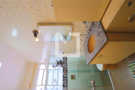 Casa à venda com 400m², 4 quartos e 2 vagasBanheiro 2