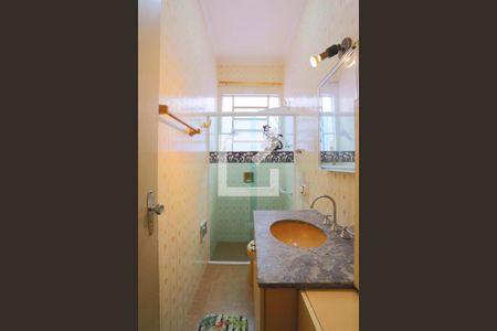 Casa à venda com 400m², 4 quartos e 2 vagasBanheiro 2