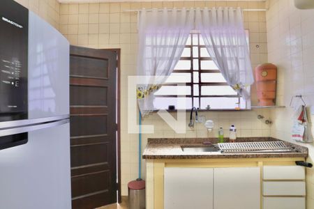 Casa à venda com 400m², 4 quartos e 2 vagasCozinha 1