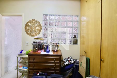 Casa à venda com 400m², 4 quartos e 2 vagasQuarto de Serviço