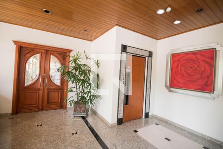 Apartamento à venda com 400m², 4 quartos e 8 vagasHall de entrada