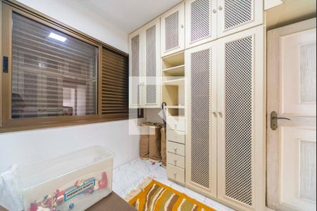 Apartamento à venda com 400m², 4 quartos e 8 vagasQuarto de Serviço