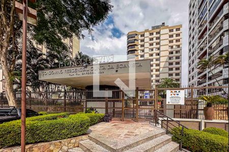 Apartamento à venda com 400m², 4 quartos e 8 vagasFachada e portaria