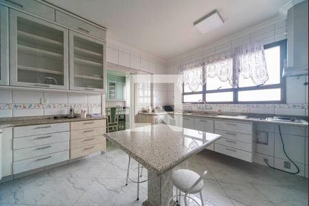 Apartamento à venda com 400m², 4 quartos e 8 vagasCozinha