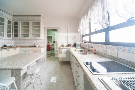 Apartamento à venda com 400m², 4 quartos e 8 vagasCozinha