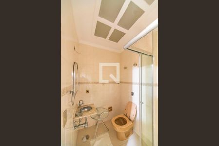 Apartamento à venda com 400m², 4 quartos e 8 vagasBanheiro do Quarto 1