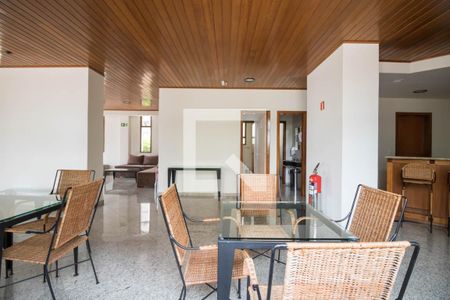 Apartamento à venda com 400m², 4 quartos e 8 vagasÁrea comum - Salão de festas