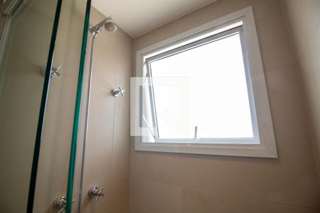 Apartamento à venda com 83m², 3 quartos e 2 vagas Apartamento à venda com 83m², 3 quartos e 2 vagasBanheiro da Suíte