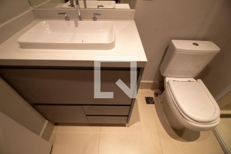 Apartamento à venda com 83m², 3 quartos e 2 vagas Apartamento à venda com 83m², 3 quartos e 2 vagasBanheiro