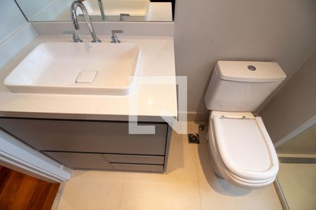 Apartamento à venda com 83m², 3 quartos e 2 vagas Apartamento à venda com 83m², 3 quartos e 2 vagasBanheiro da Suíte