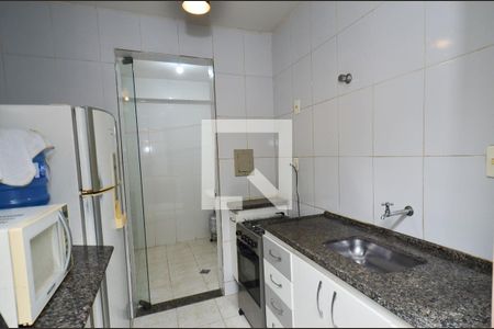 Apartamento para alugar com 76m², 2 quartos e 1 vagaCozinha