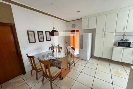 Sala de casa para alugar com 3 quartos, 98m² em Residencial E Comercial Palmares, Ribeirão Preto