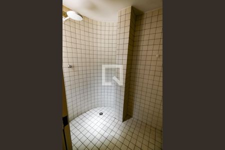 Apartamento para alugar com 40m², 1 quarto e 1 vagaChuveiro - Saúna