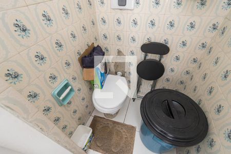 Casa à venda com 200m², 3 quartos e 5 vagasBanheiro de Serviço