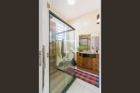 Casa à venda com 200m², 3 quartos e 5 vagasBanheiro