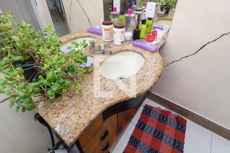 Casa à venda com 200m², 3 quartos e 5 vagasBanheiro