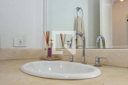 Apartamento à venda com 103m², 2 quartos e 2 vagasBanheiro