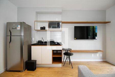 Sala e Cozinha de kitnet/studio para alugar com 1 quarto, 28m² em Pinheiros, São Paulo