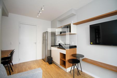 Sala e Cozinha de kitnet/studio para alugar com 1 quarto, 28m² em Pinheiros, São Paulo