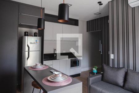 Studio para alugar com 28m², 1 quarto e sem vaga Studio para alugar com 28m², 1 quarto e sem vagaCozinha