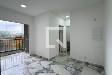 Sala de apartamento à venda com 2 quartos, 52m² em Alphaville Empresarial, Barueri