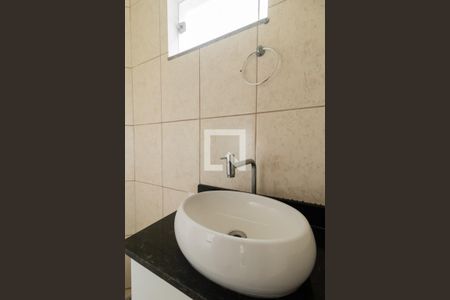 Lavabo de casa de condomínio à venda com 3 quartos, 92m² em Vila Paranagua, São Paulo