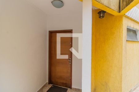 Casa de condomínio à venda com 92m², 3 quartos e 2 vagasEntrada