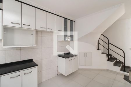 Casa de condomínio à venda com 92m², 3 quartos e 2 vagasCozinha