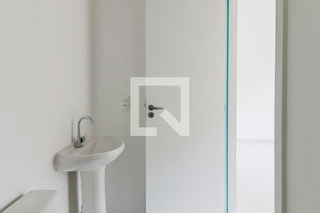 Apartamento para alugar com 33m², 2 quartos e sem vaga Apartamento para alugar com 33m², 2 quartos e sem vagaBanheiro