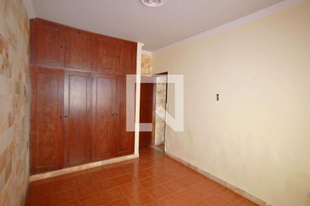 Casa à venda com 360m², 5 quartos e 5 vagasCasa 2 - Quarto 1