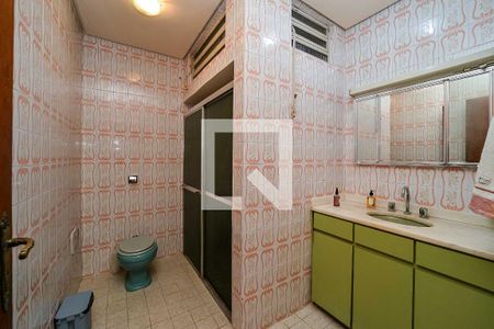 Casa à venda com 423m², 5 quartos e 3 vagasBanheiro Social