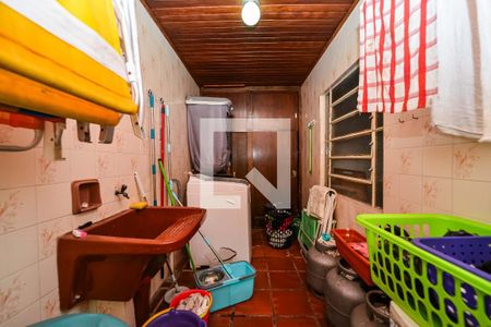 Casa à venda com 423m², 5 quartos e 3 vagasÁrea de Serviço