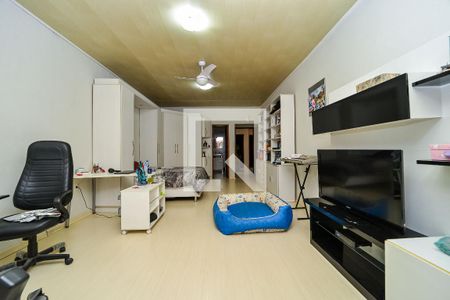 Casa à venda com 423m², 5 quartos e 3 vagasSuíte 4