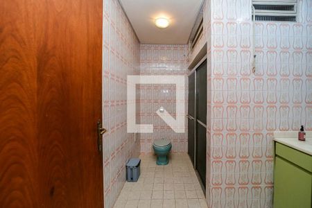 Casa à venda com 423m², 5 quartos e 3 vagasBanheiro Social