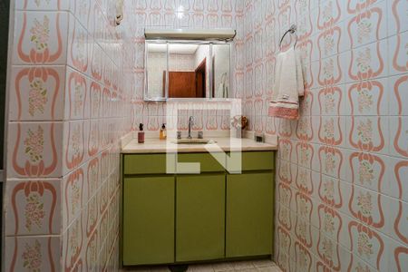 Casa à venda com 423m², 5 quartos e 3 vagasBanheiro Social