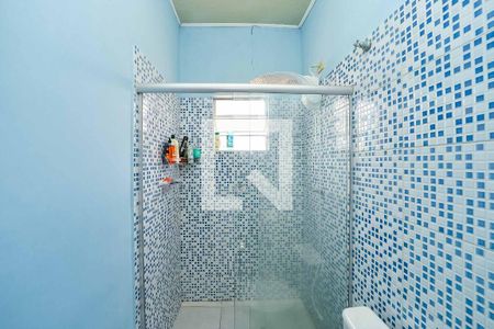 Casa à venda com 423m², 5 quartos e 3 vagasBanheiro da Suíte 2