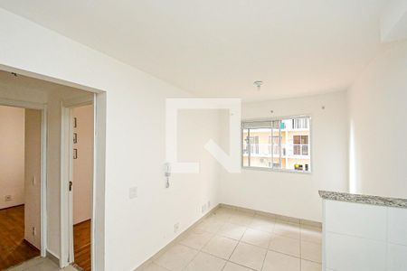 Sala de apartamento para alugar com 2 quartos, 33m² em Vila Ema, São Paulo