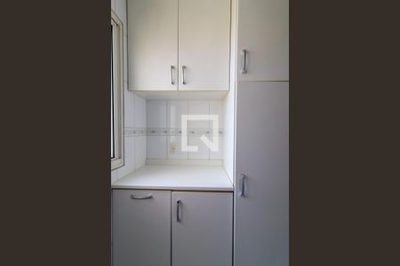 Apartamento à venda com 64m², 3 quartos e 1 vagaÁrea de serviço 