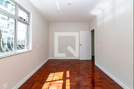 Apartamento à venda com 80m², 3 quartos e 1 vaga Apartamento à venda com 80m², 3 quartos e 1 vagaQuarto 2