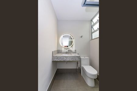 Apartamento à venda com 80m², 3 quartos e 1 vaga Apartamento à venda com 80m², 3 quartos e 1 vagaBanheiro da Suíte