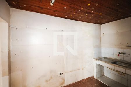 Casa à venda com 181m², 3 quartos e 6 vagas Casa à venda com 181m², 3 quartos e 6 vagasCasa 2: Cozinha 2