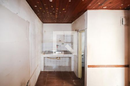Casa à venda com 181m², 3 quartos e 6 vagas Casa à venda com 181m², 3 quartos e 6 vagasCasa 2: Cozinha 2