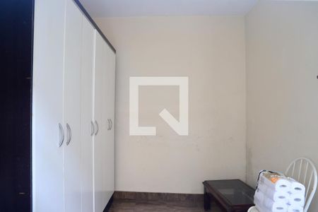 Casa à venda com 120m², 2 quartos e 1 vagaQuarto de Serviço