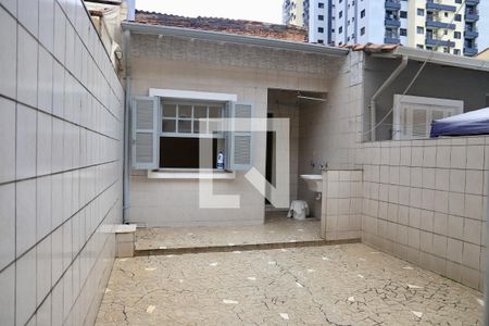 Casa à venda com 120m², 2 quartos e 1 vagaQuintal
