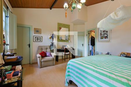 Casa de condomínio à venda com 400m², 3 quartos e 4 vagas Casa de condomínio à venda com 400m², 3 quartos e 4 vagasQuarto de Casal