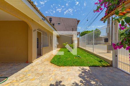 Casa à venda com 300m², 2 quartos e 3 vagasÁrea Externa