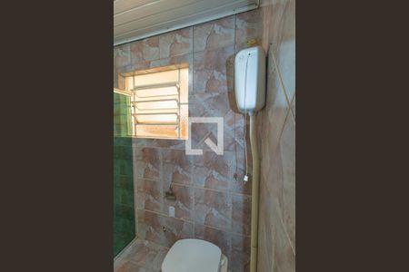 Casa à venda com 300m², 2 quartos e 3 vagasBanheiro do Quarto 2