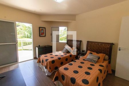 Casa de condomínio à venda com 250m², 4 quartos e 5 vagasSuíte 1